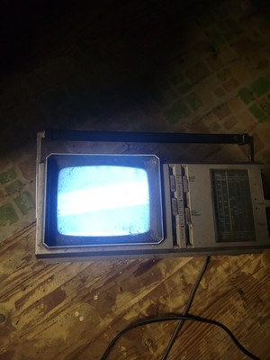 Vintage Goldstar 5'' Black & White Portable Television AM/FM/PSB Radio KMA-0501