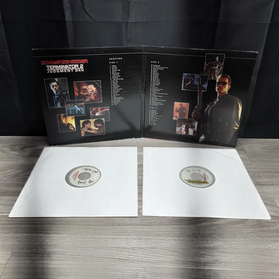 Terminator 2 Judgement Day (1991) Widescreen 2 Disc Edition Laserdisc - Image 3 of 4