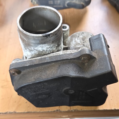 VW Polo 9N Fox 1,2  Drosselklappe  03D133062E