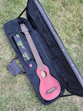 Washburn Rover RO10TR Travel Acoustic Guitar In Case.
