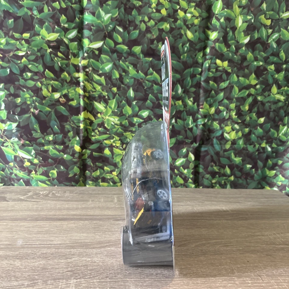 Transformers 2011 Dark of the Moon MechTech CYBERFIRE BUMBLEBEE - Image 2 of 4