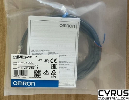 Omron E2E-X2D1-R E2E Series 2 mm Sensing Distance Proximity Sensor with 2 m Robo
