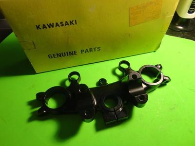 なかのす 1019 NOS NEW OEM FACTORY KAWASAKI KL250 19980-82 STEERING STEM HEAD