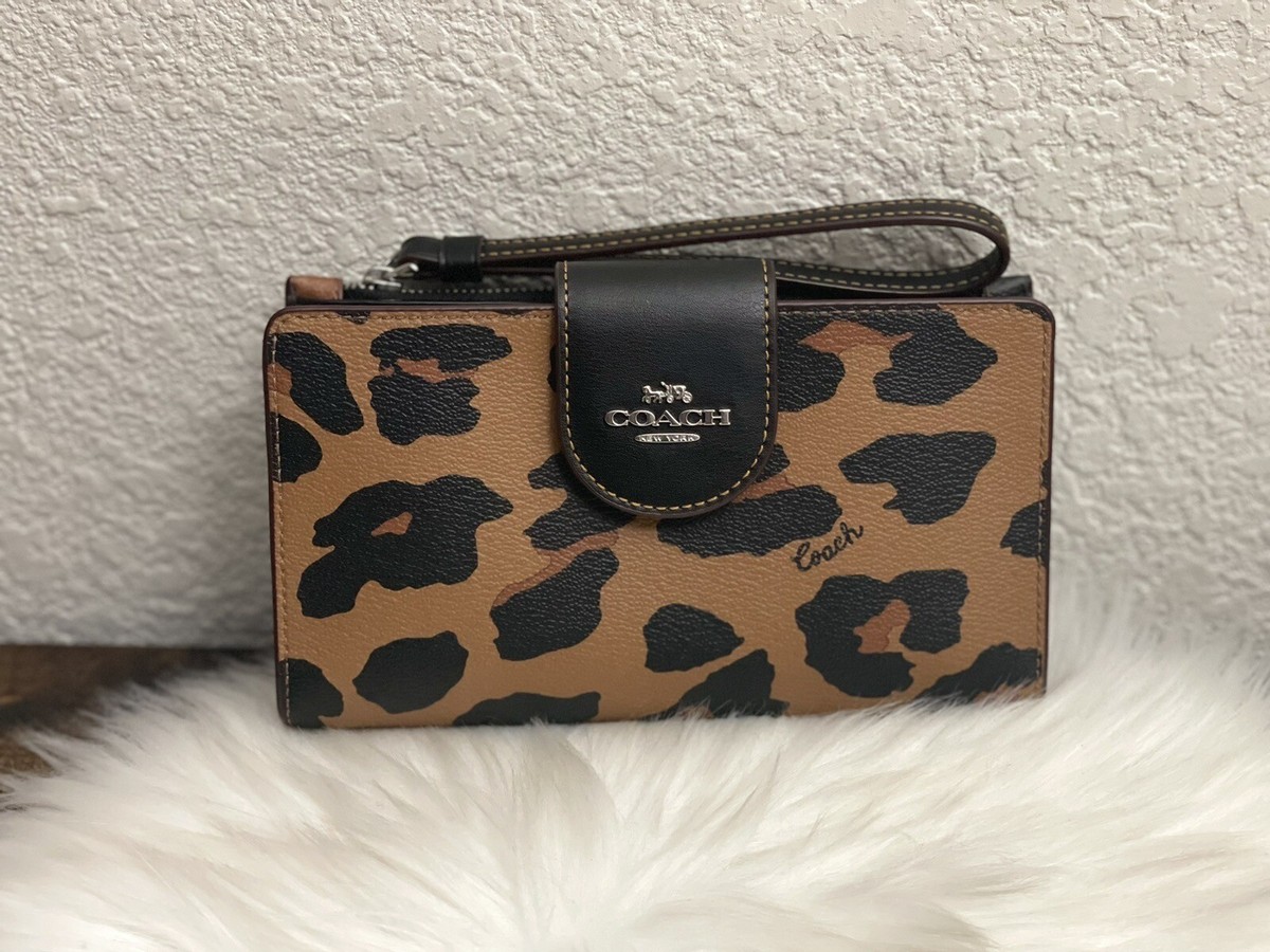 NWT Coach Phone Wallet With Leopard Print And Signature Canvas
