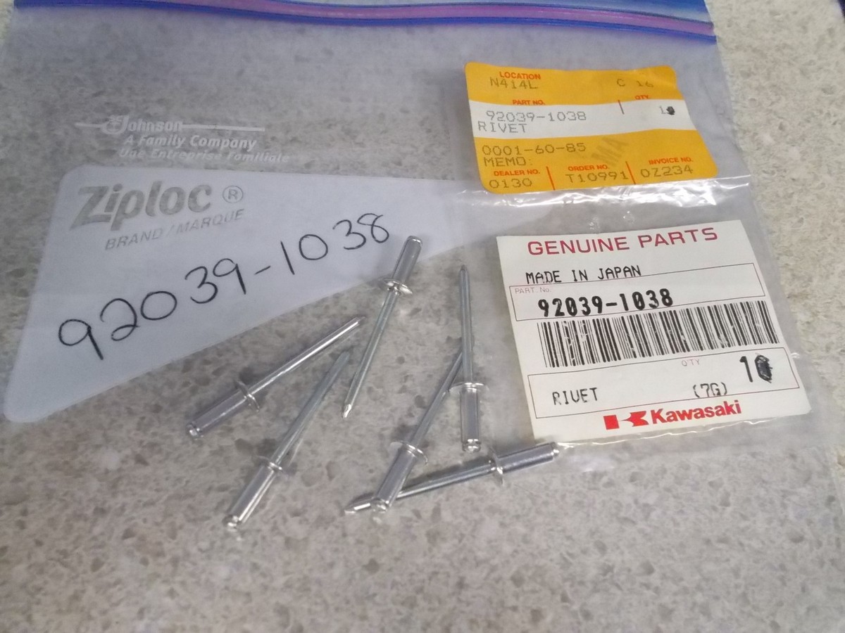 NOS OEM Kawasaki Rivet (6) 1985-1998 ZX600 VN1500 ZG1000 KL650