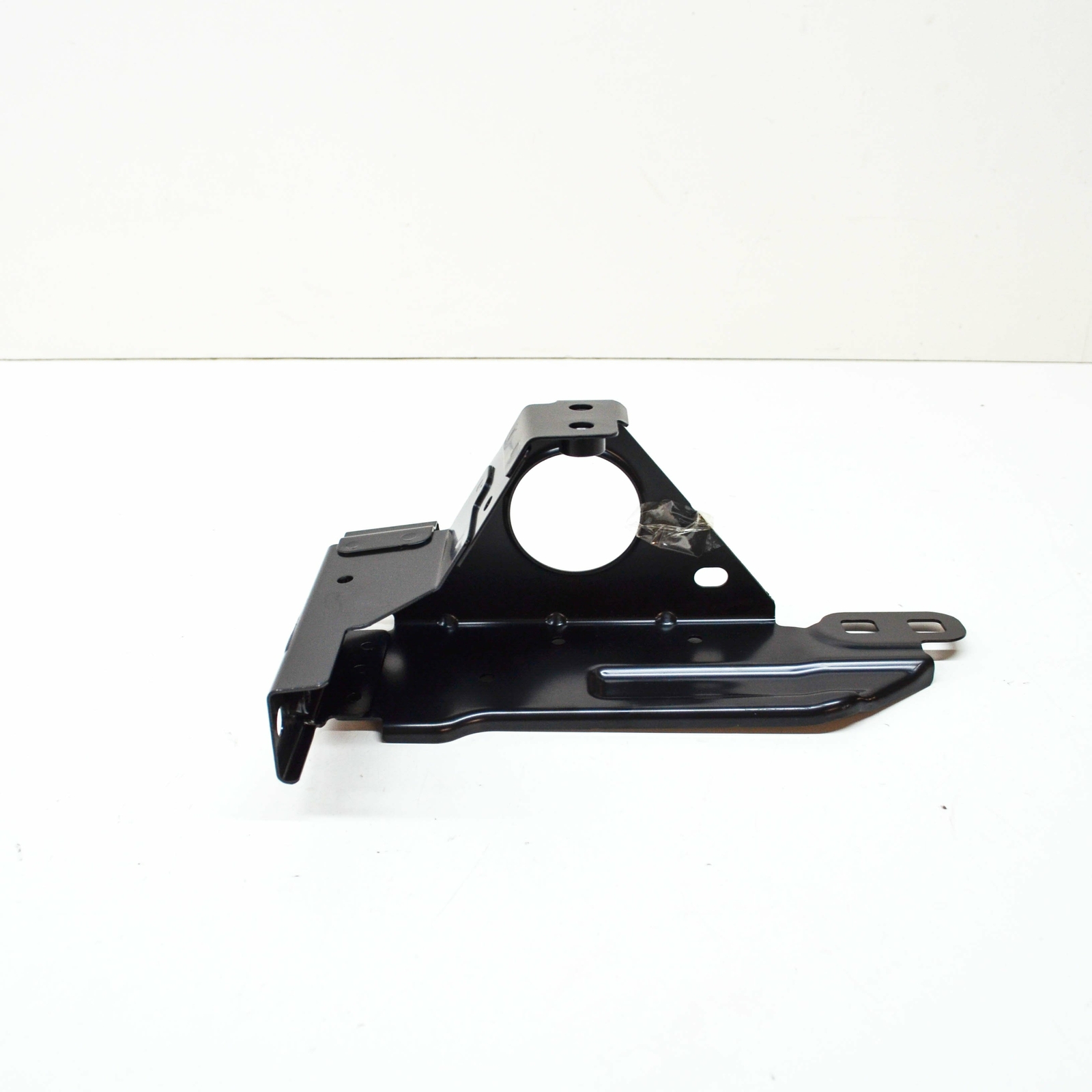 NEW VOLKSWAGEN ID.4 FRONT BUMPER LEFT HEADLIGHT BRACKET MOUNT 