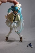 Hatsune Miku Figure Taito Original Winter Clo...