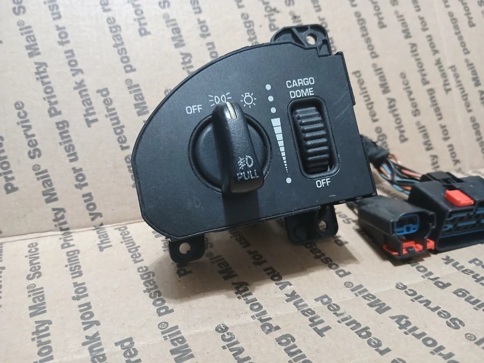 1999-2001 OEM Dodge Ram 1500 2500 Head / Fog Light control Switch with Plug - Image 2 of 4