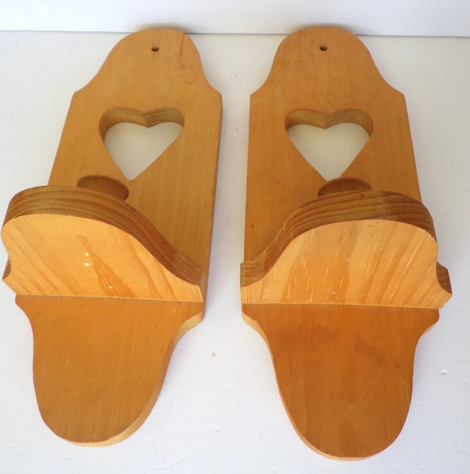 Винтажные деревянные настенные конические подсвечники ручной работы с вырезом в виде сердца набор из 2 - Изображение 2 из 4