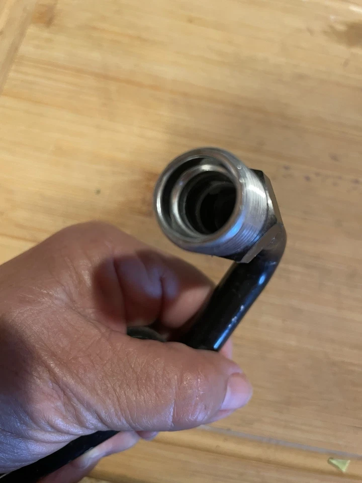 Tubo de descarga de aire acondicionado vintage OE 88715-14130 para Toyota Celica 1982-85  Foto 3 de 3