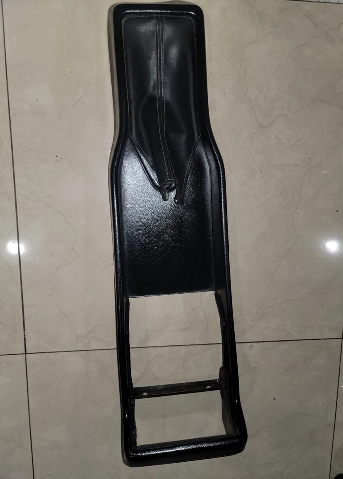 Consola central Alfa Romeo Spider freno de mano sección 86 a 94 (#1) Foto 2 de 4