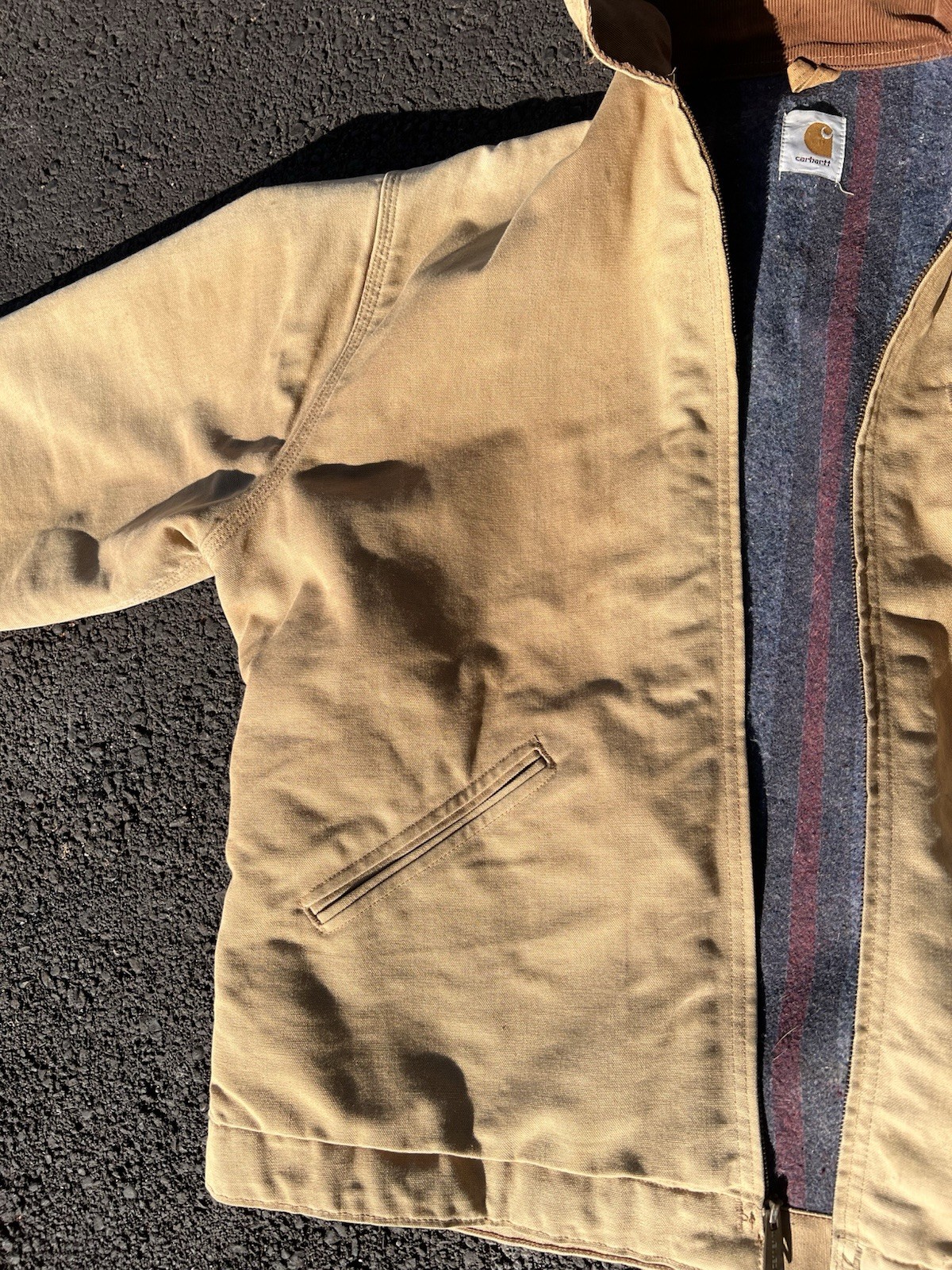 Vintage Carhartt Duck Canvas Work Jacket Blanket Lined Brown USA Made XL thumbnail 3