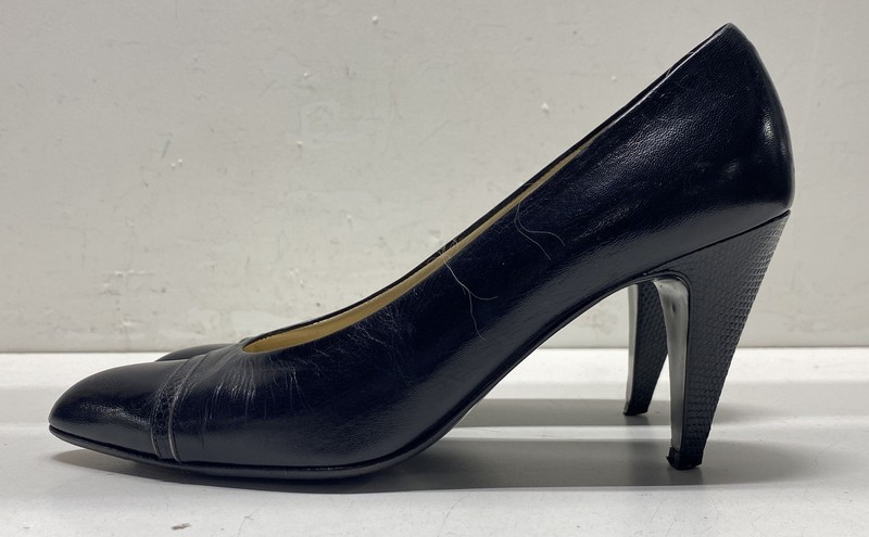 Bally Women's Classic Black Leather Heel Pumps 7.5 N