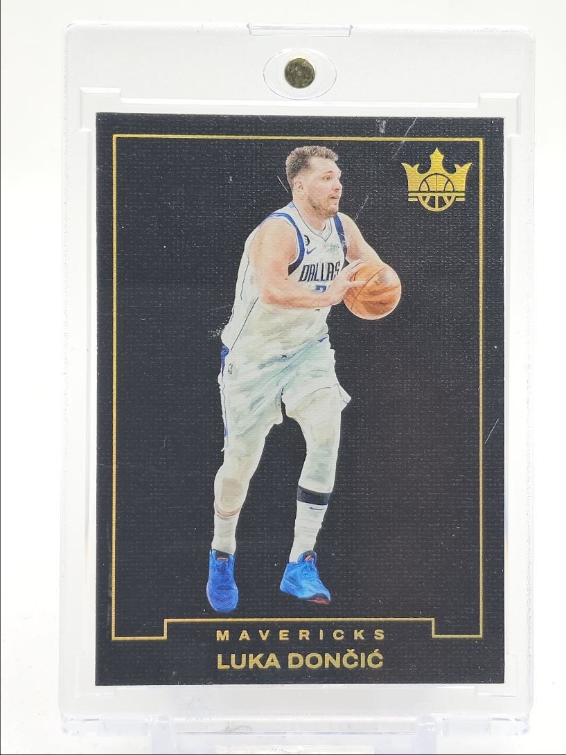 LUKA DONCIC 2023-24 COURT KINGS BLANK SLATE SP DALLAS MAVERICKS Q5758