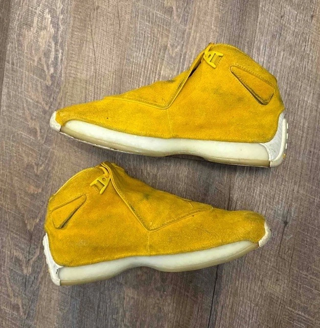 Nike Air Jordan 18 Retro Amarillo Ocre Gamuza Talla 10 Tenis Zapatos AA2494-701 Foto 2 de 4