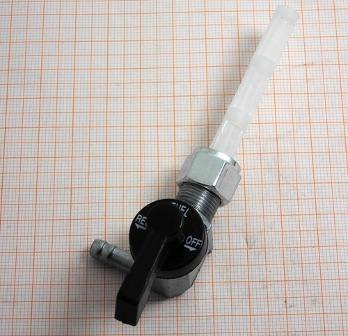 Rubinetto Benzina On/off E Riserva In Ottone – Filetto M12x1,5, Uscita Tubo 8 Mm, Compatibile Ducati Scrambler, Malanca, Morini