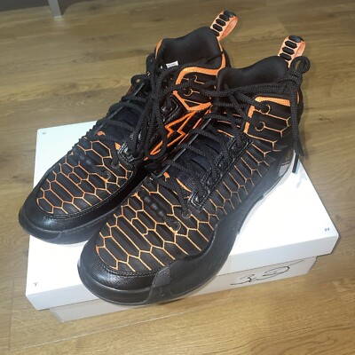 Li-Ning Way Of Wade 10 Black Dragon Brand New UK size 12 WOW 10