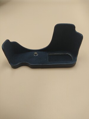 MegaGear Ever Ready Kamera-Halbtasche aus Leder mit Tragegurt ,,#
