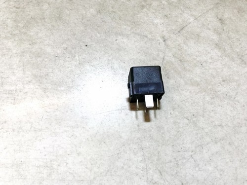 Mercedes-Benz C-CLASS 2002 Relay module a0025421319, 4ra00779100 #1035810-52