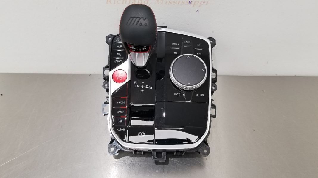2024 BMW M4 G82 AUTOMATIC TRANSMISSION SHIFTER WITH CONTROL PANEL 