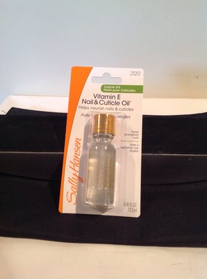 SALLY HANSEN Vitamin E Nail & Cuticle Oil 