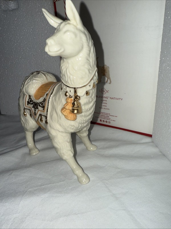 Lenox First Blessing Nativity Llama Figuirine Retired Gold Trim New In Box