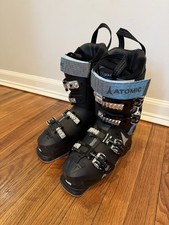 Women s Ski Boots Mondo Size 23 & 23.5 Atomic...