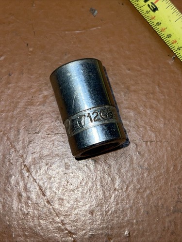 TRW 71269 9/16 In SAE 3/8" Drive 12 Point Socket Vintage - 第 2/7 張圖片