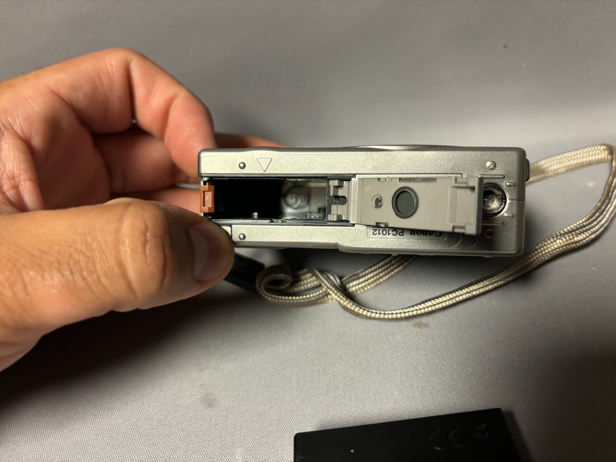 CANON PowerShot S110 Camera (PC1012) Silver 2.1MP Digital