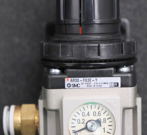 SMC Regler AR30-F03E-Y 0,05-0,85MPa gebraucht - Picture 3 of 8