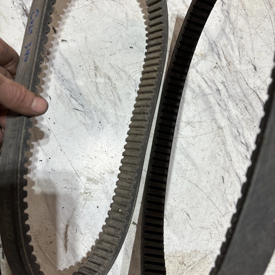 Polaris Colt 340 1976 vintage motos de nieve cinturones de embrague buenos Foto 2 de 3