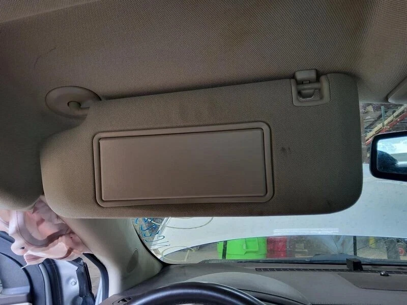 2010-2015 Buick Lacrosse LH Driver Side Sunvisor with Light Mirror TAN Color OEM - Изображение 2 из 4