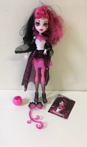 draculaura ghouls rule