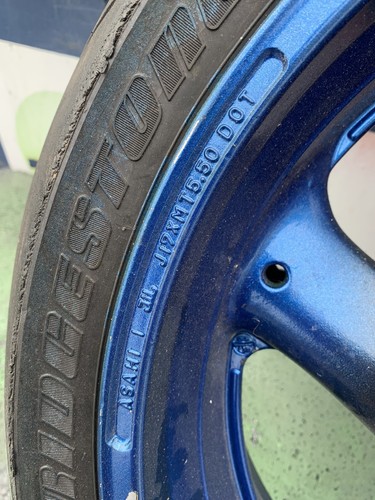 Suzuki Gsxr 750 1993 Wheels With Discs - Picture 5 of 6