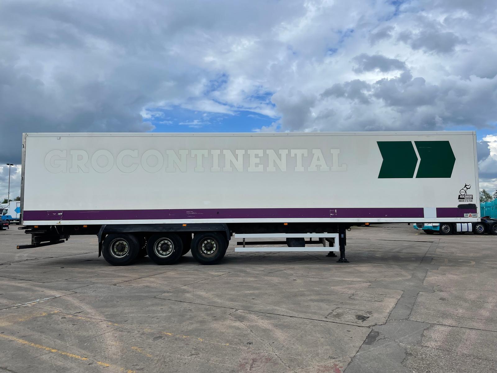 GRAY AND ADAMS 44FT INSULATED BOX TRAILER eBay