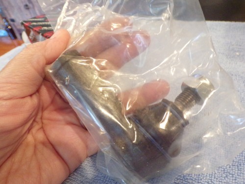 Nuevo en caja AutoPart International extremo de varilla de amarre 260-69056 101-4011 ES3244 B739 - Imagen 2 de 5