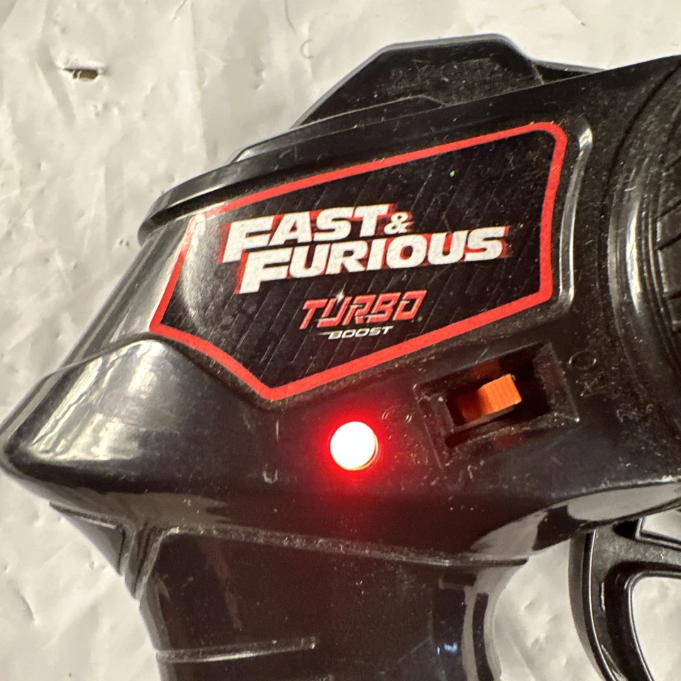 JADA TOYS FAST & FURIOUS 1:12 4X4 DOM'S DODGE CHARGER R/T ELITE RC W remote B21 - Image 3 of 4