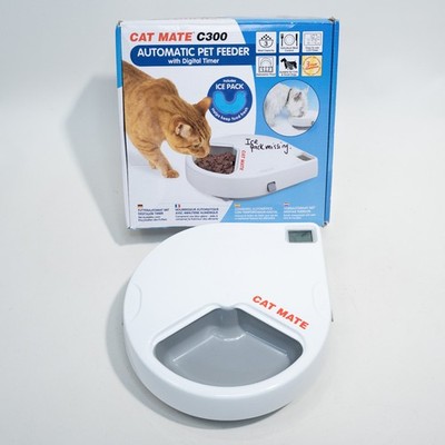 Automatic Pet Feeder Cat Mate C300 3 Meals Digital Timer - Good Condition!