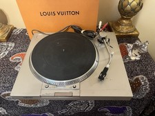 Sony PS-T1 Direct Drive Turntable - Turns On And Spins - FOR PARTS/REPAIR