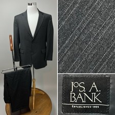 Jos. A. Bank Men s 43L Gray Pinstripe 2-Piece Blazer Pleated Pant Suit