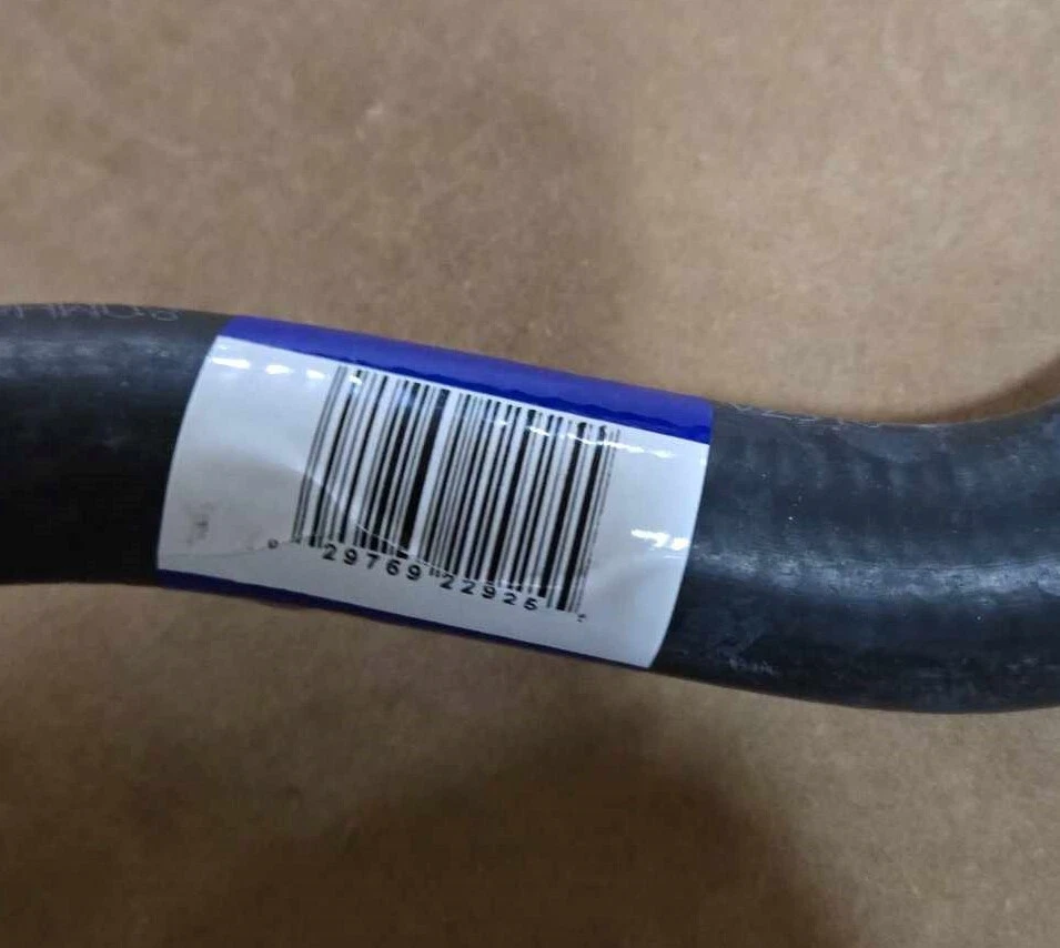 Manguera de calefacción moldeada Napa NBH 11552 5/8" X 5/8" X 19-13/32" apta 06-11 Honda Civic Foto 4 de 4