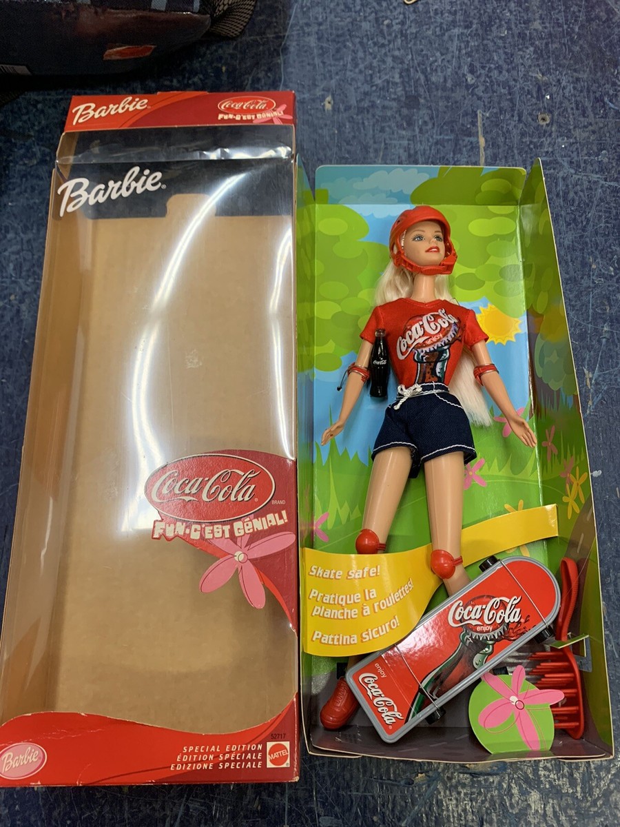 Special Edition Barbie Doll Coca-Cola Skateboard Mattel 2001 52717