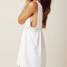   450 STONE COLD FOX Women  s Dress Open Back White Lace Summer Dress Silk Sz S 1