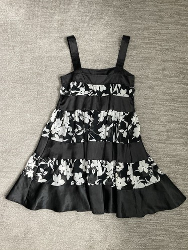 Womens Alyn Paige New York Dress Sz 7/8 Black White Floral - Picture 2 of 6