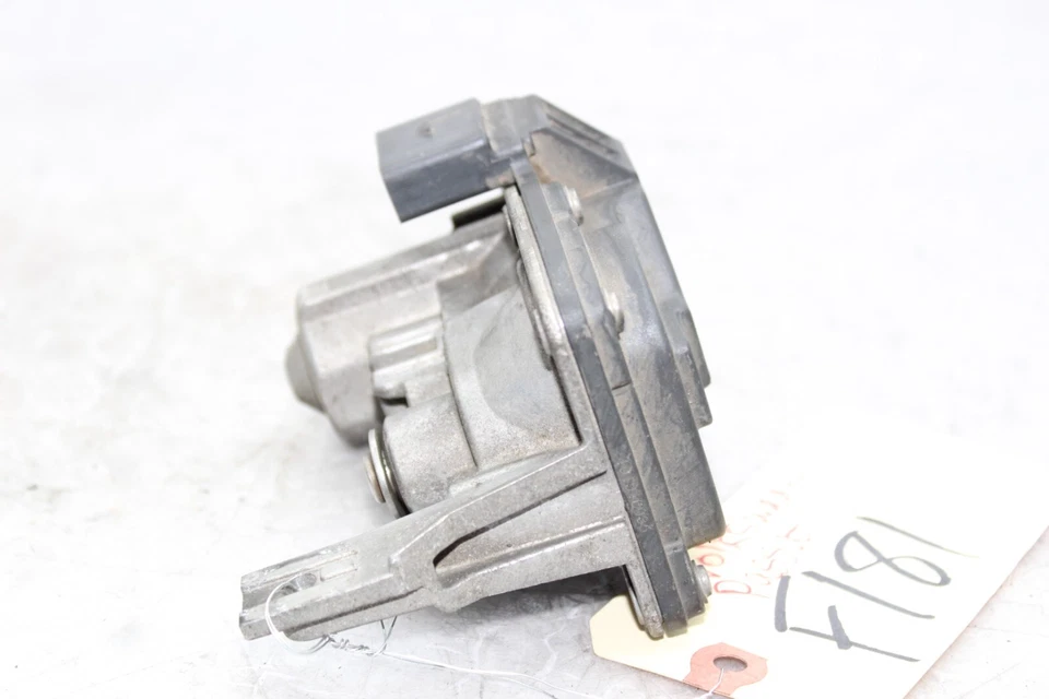 Válvula de control de escape 15-17 VOLKSWAGEN PASSAT F181 Foto 4 de 4