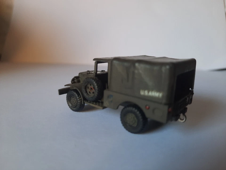 Roco minitanks 1 pz Dodge cargo ,cold war verniciato green NATO scala 1/87 - Immagine 4 di 4