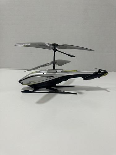 Air Hogs R/C 2.4 GHz Indoor/Outdoor Flyer Axis 300X Helicopter W/Remote Used - Picture 3 of 8
