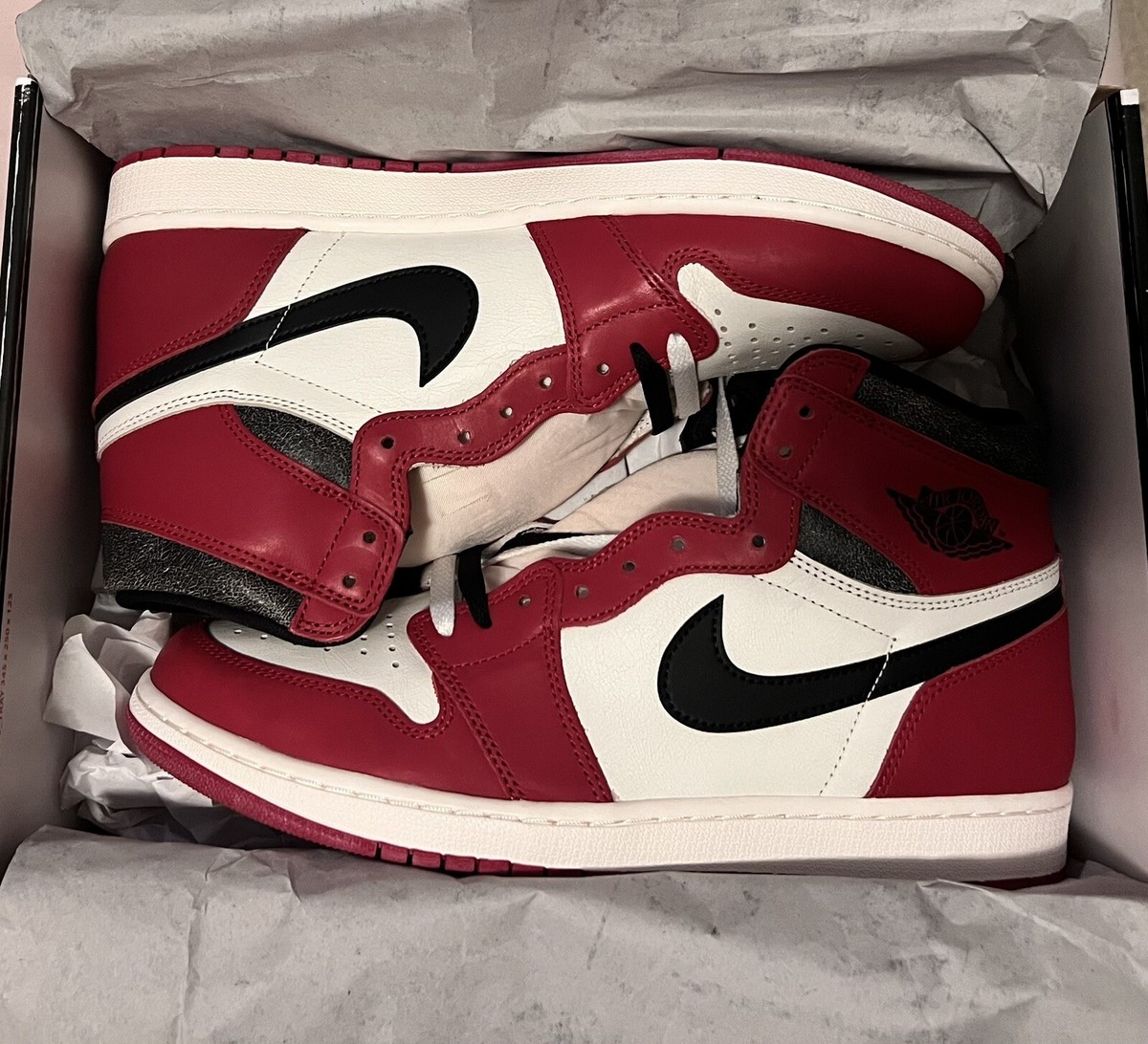 New Jordan 1 Retro High OG Chicago Men's Lost and Found