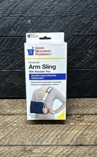 GNP Good Neighbor Pharmacy Universal Arm Sling With Shoulder Pad One Size