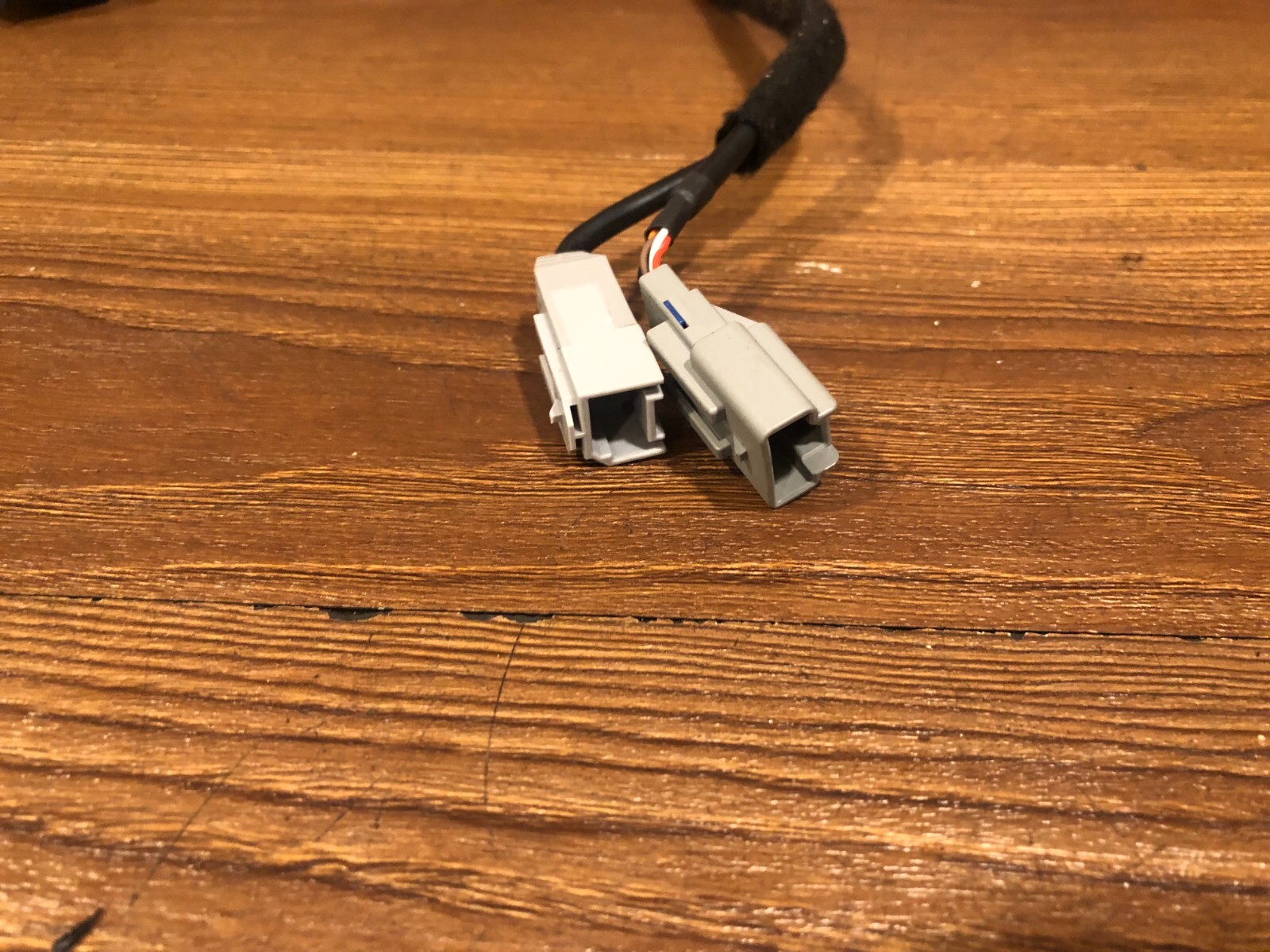 2014-2020 MASERATI GHIBLI CENTER CONSOLE AUX USB PORT WIRE CABLE MEDIA HUB OEM